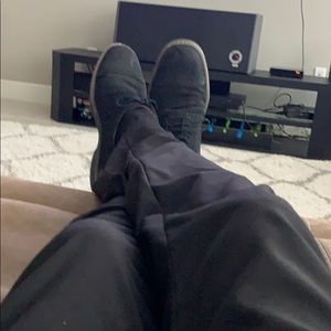 Meet your Posher, Larry